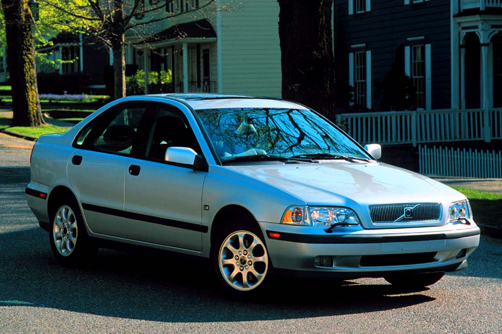 download 00 Volvo S40 workshop manual