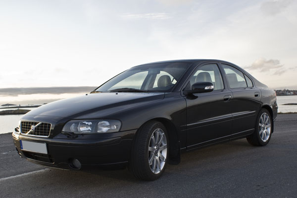 download 04 Volvo S60 workshop manual