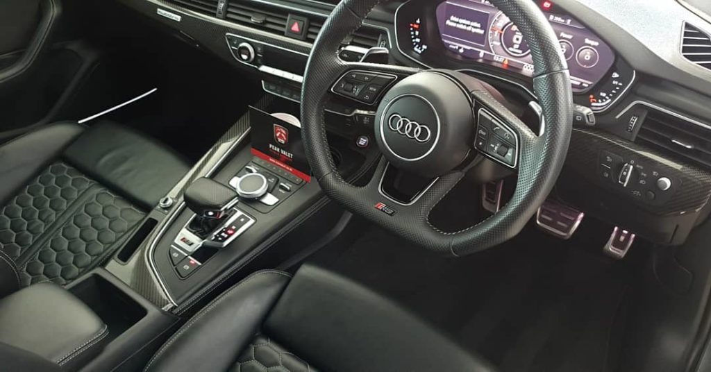 download AUDI RS4 workshop manual