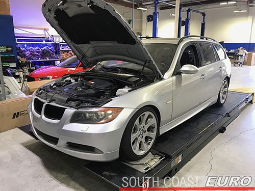 download BMW 325xi Wagon with iDrive workshop manual