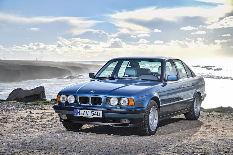 download BMW 5 E28 E34 workshop manual