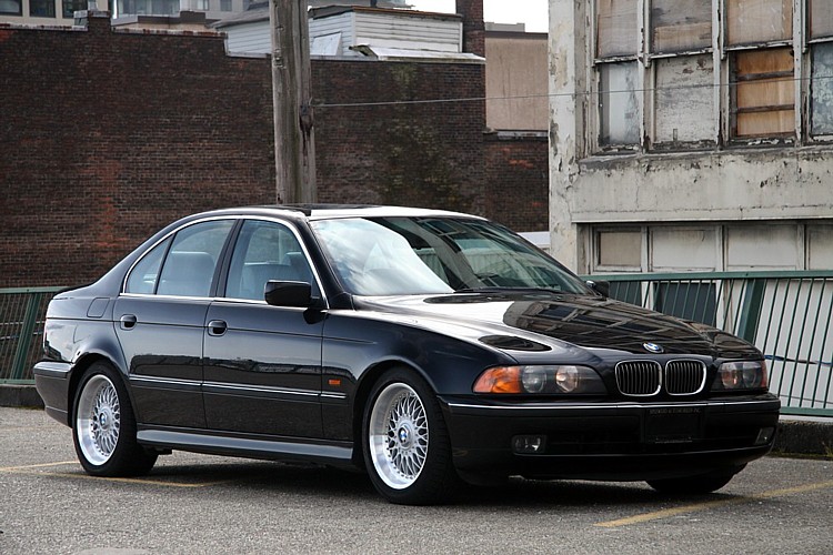 download BMW 5 E39 540i Sedan workshop manual