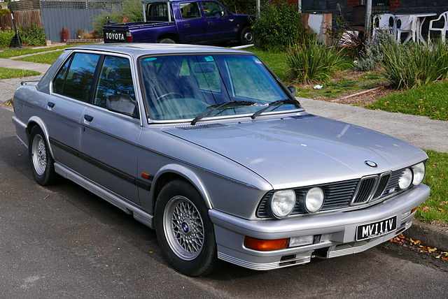 download BMW 5 Series E28 518 workshop manual