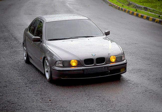 download BMW 5 Series E39 workshop manual