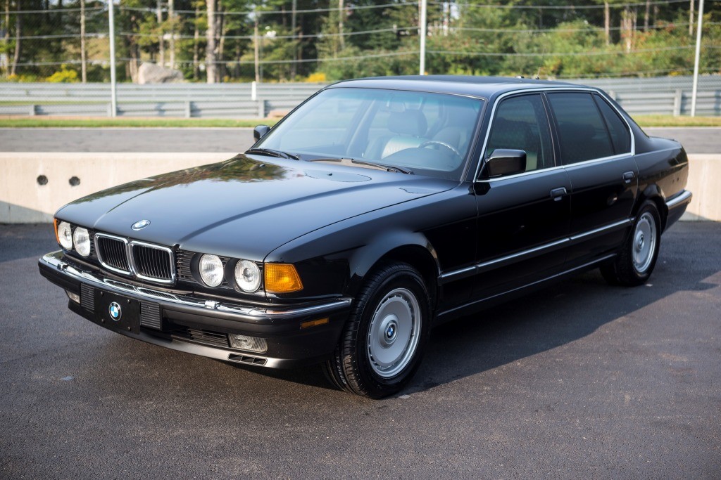 download BMW 735i 735iL workshop manual