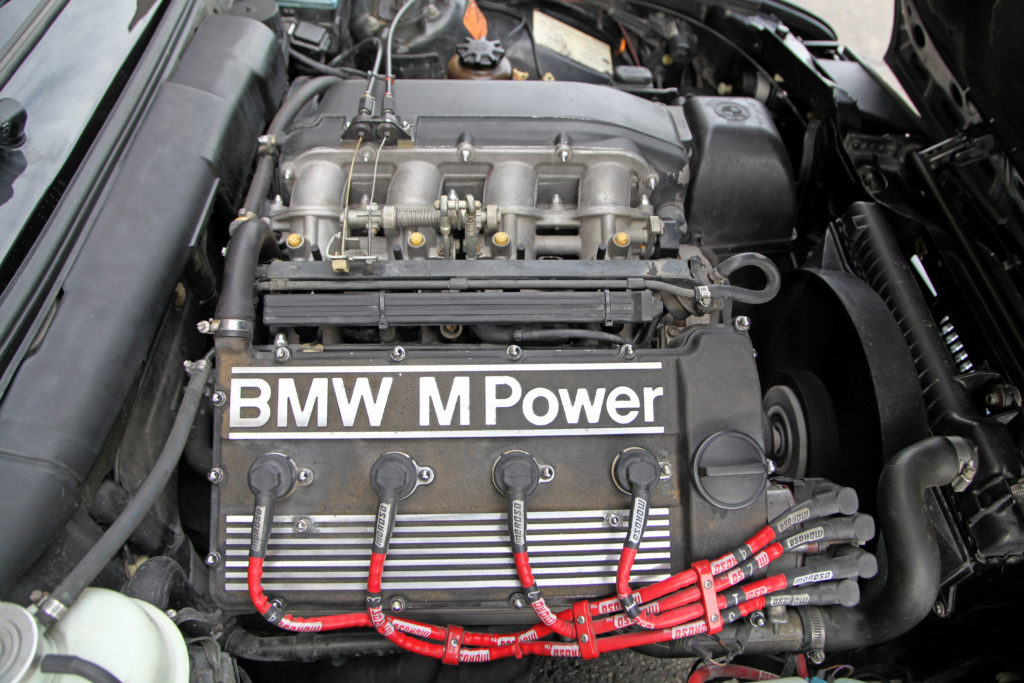 download BMW E30 workshop manual