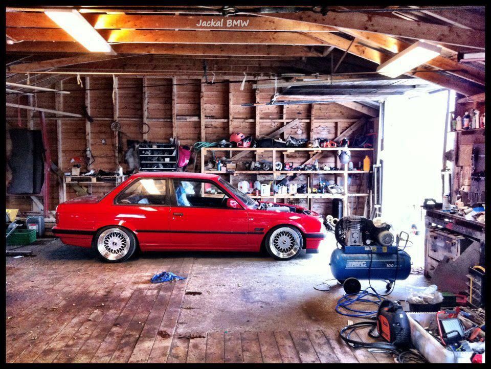 download BMW E30 workshop manual