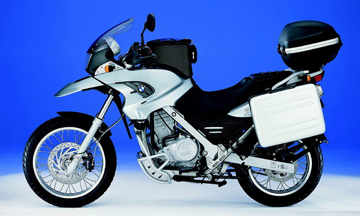 download BMW F650GS Dakar Funduro Strada Motorcycle F 650 GS 2 workshop manual