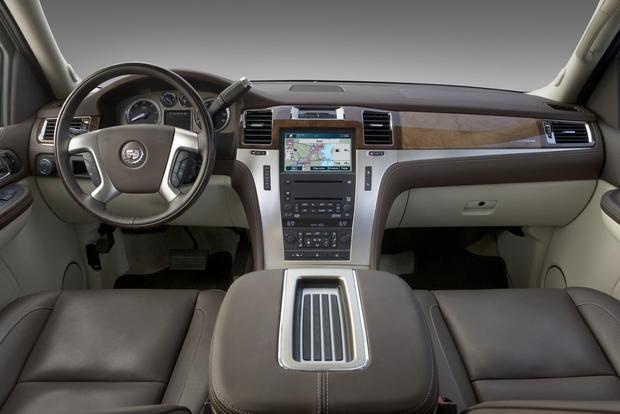 download Cadillac Escalade Navigation workshop manual