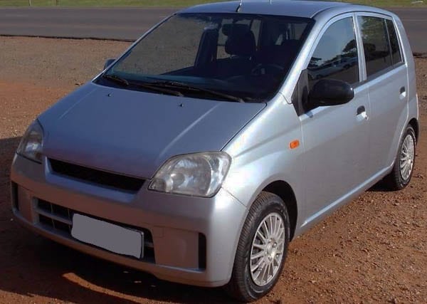 download Daihatsu Charade workshop manual