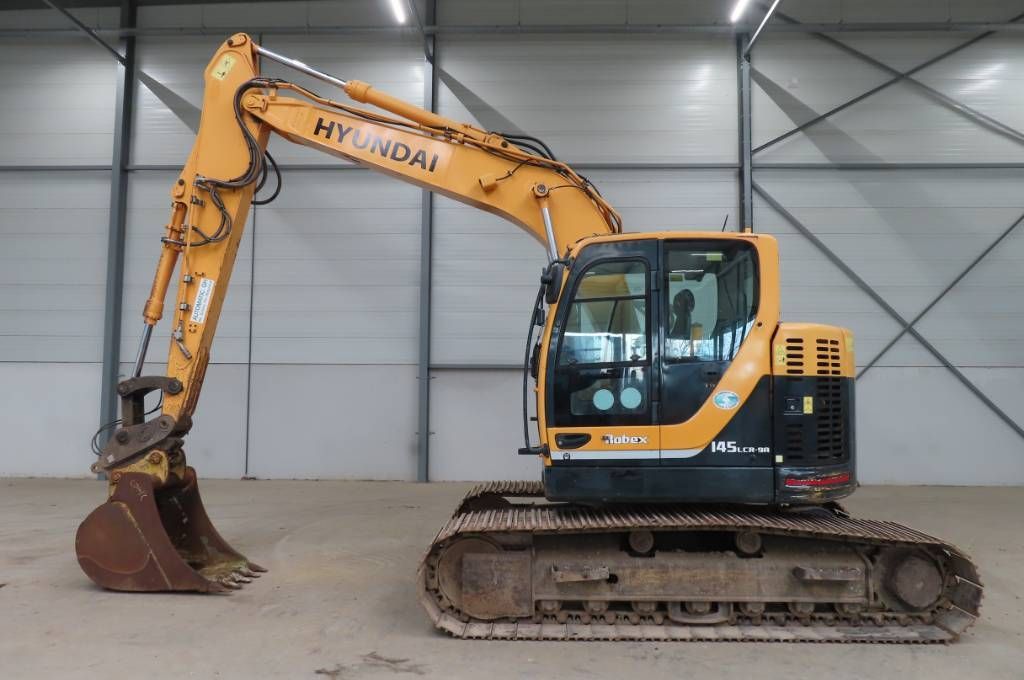 download Hyundai Robex 140LC 9 Crawler Excavator able workshop manual
