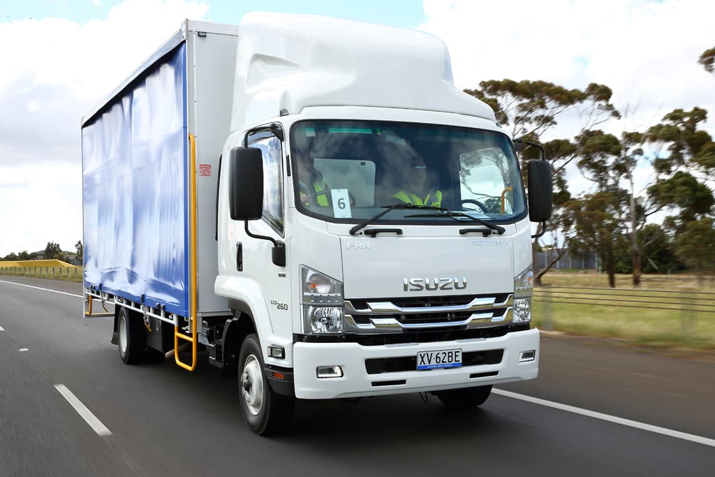 download Isuzu Commercial Truck FRR workshop manual