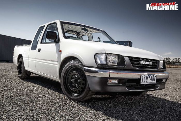 download Isuzu TF Holden Rodeo RA workshop manual