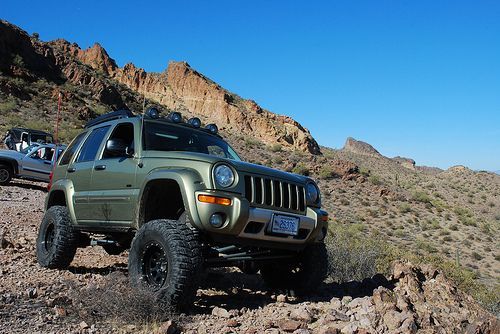 download JEEP LIBERTY KJ workshop manual