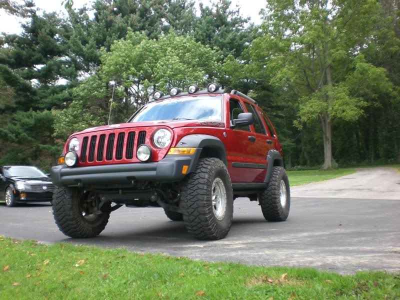 download Jeep Liberty Cherokee KJ workshop manual