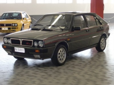 download Lancia Delta Prisma 4WD Delta HF 4WD workshop manual