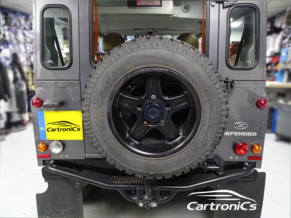 download Land Rover Defender MY07 workshop manual