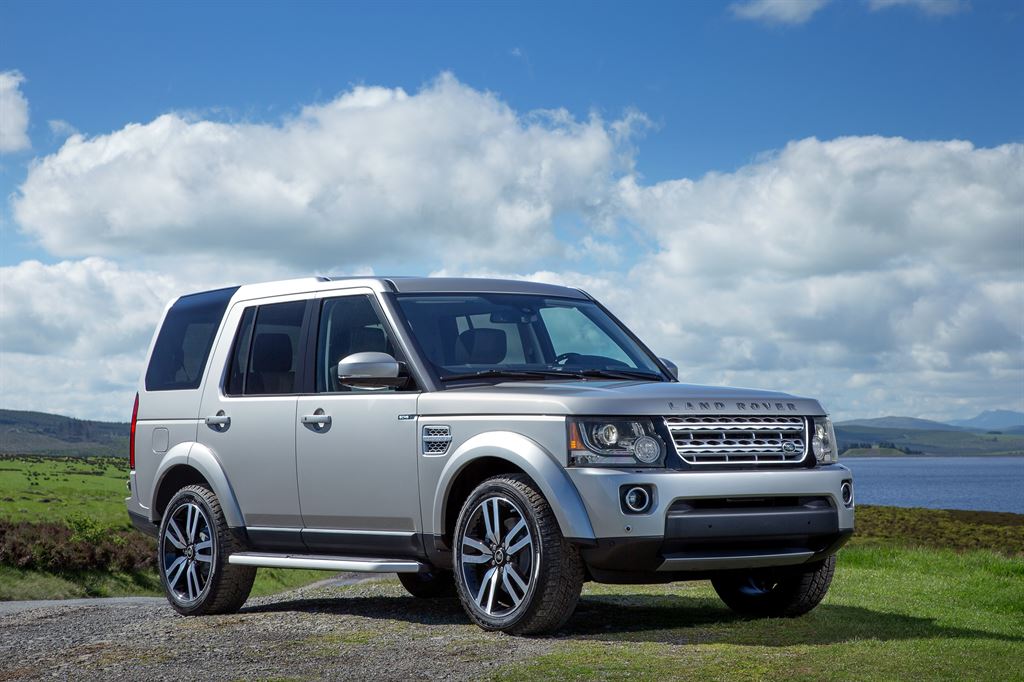 download Land Rover LR4Models workshop manual