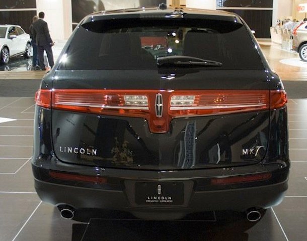 download Lincoln MKT workshop manual