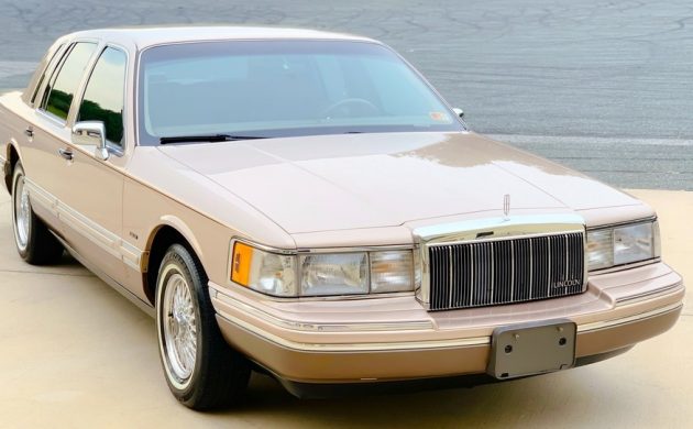 download Lincoln Town CAR workshop manual