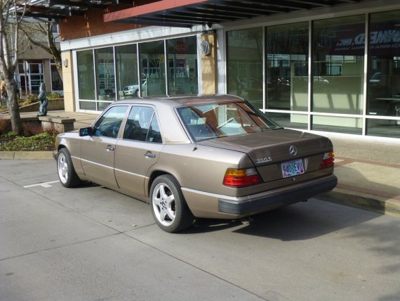 download Mercedes Benz 124 Sedan 300D 2.5 TURBO WSRM workshop manual