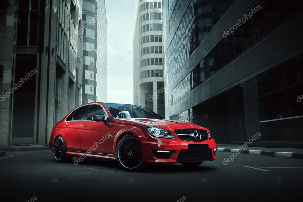 download Mercedes Benz C63 AMG workshop manual