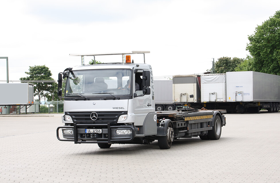 download Mercedes Heavy Transporter workshop manual