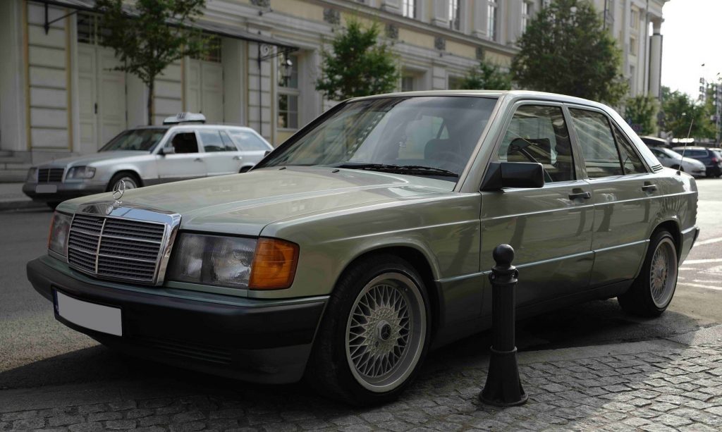 download Mercedes benz 190 190E workshop manual