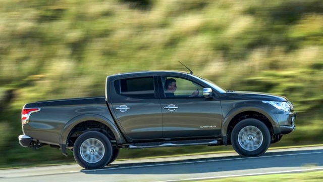 download Mitsubishi L200 able workshop manual