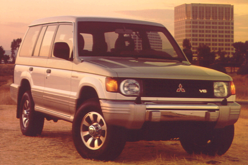 download Mitsubishi Montero 92 workshop manual