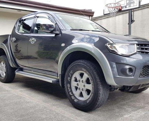 download Mitsubishi Triton workshop manual