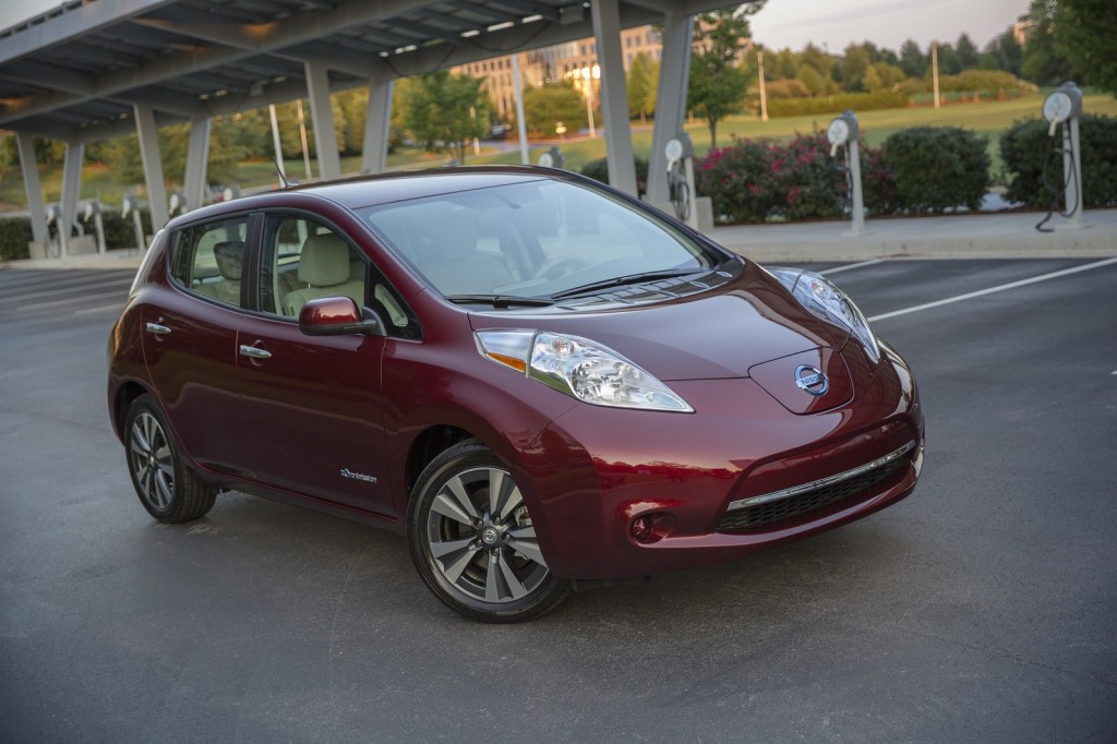 download Nissan Leaf ZE0 s workshop manual