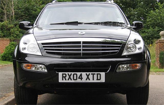 download SsangYong Rexton to workshop manual