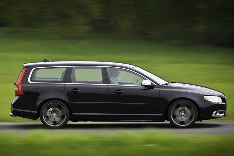 download VOLVO V70 workshop manual